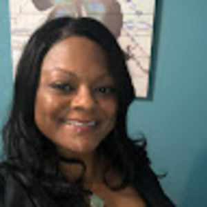 Meet your Posher, Denise